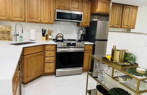 Park Shore Condo | Fall Naples Park Shore Resort Penthouse Hog Fish Harry’s