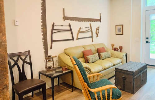 Burk's Falls House | Fall’s View Legacy | Sleep 22+