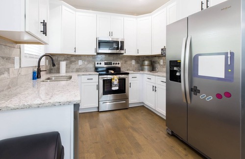 Gainesville House | Fall Sale: 15% Off 3+ nights – thru Nov 30!