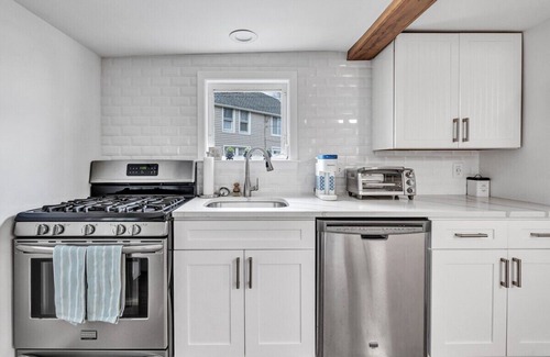 Devon Cottage | Fall Sale | Cozy Cottage | Pet | WalktoBeach