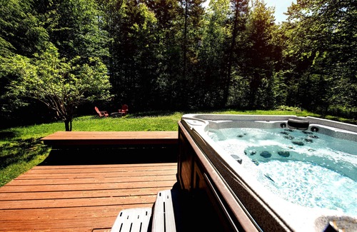 Wilmington House | Fall SoVT Retreat - Salt HotTub, FirePit, Pets, MTN Biking,Hiking MTSnow !