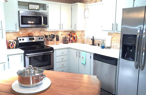 The Villages House | FALL SPECIAL 20 % off! EZ access to shops+ squares, Pets OK, remodeled, gas golf