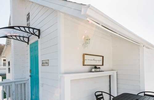 Historic Old Northeast House | Fall Special! Hello Dali An artistic tribute in Downtown St Pete