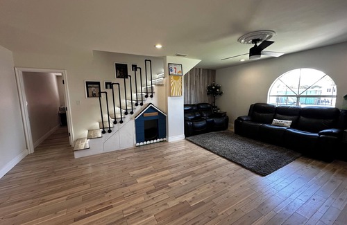 Harbor House | Fall Special! Near Airport Disneyland & Knotts