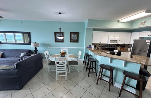 Miramar Beach Condo | ♦FALL SPECIAL♦ rates reduced ~ 3rd Floor ON the beach Come on down!