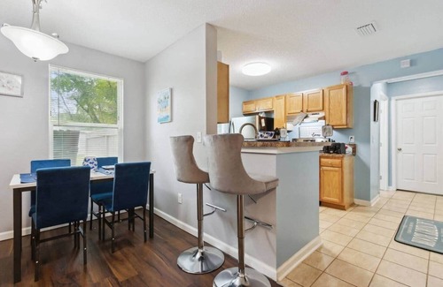 Grand Park House | Fall Special Save 10% this month Jax getaway!