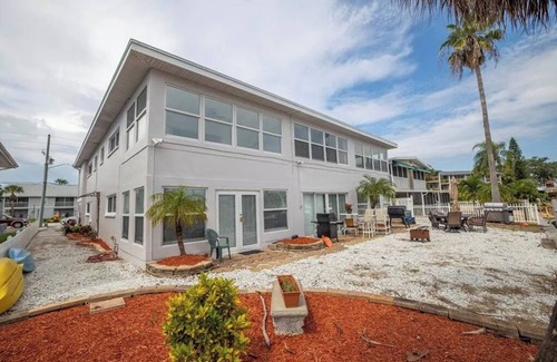 Capri Isle Condo | FALL special !. this Condo and the Area you can't beat