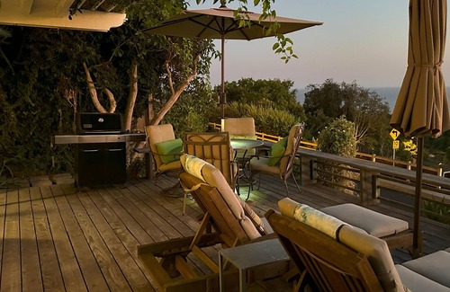 Laguna Beach Cottage | Fall stays available - Charming Beach View Cottage