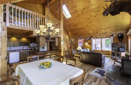 Danby Cabin | πFall Weekend Getway! Book Now!π
