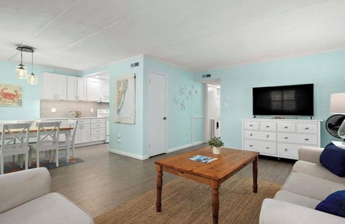 Midtown Ocean City Condo | Fall Wine Fest Escape -2BR Condo + Ocean Views + NEW LAUNCH SPECIAL 20% Off