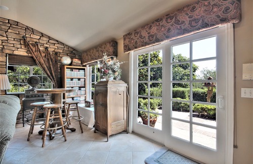 Fallbrook House | Fallbrook Tuscan villa oasis!
