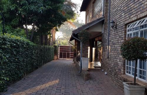 Pretoria House | Falling Feather Inn