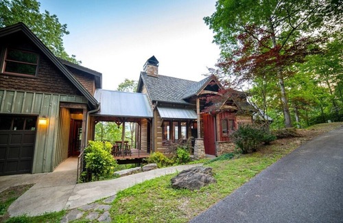 Marble Cabin | Falling Waters - upscale mountain living