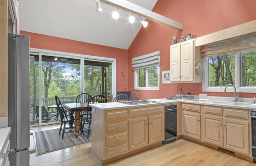 Highlands Falls Cabin | Falls Drive Cottage | Marvelous Home in the Highly Desired Highlands Falls Country Club Community