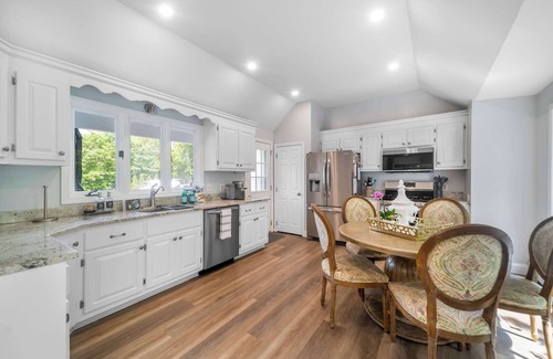 North Falmouth House | Falmouth Family Retreat Beach House with BBQ, Bikes & Family Fun!