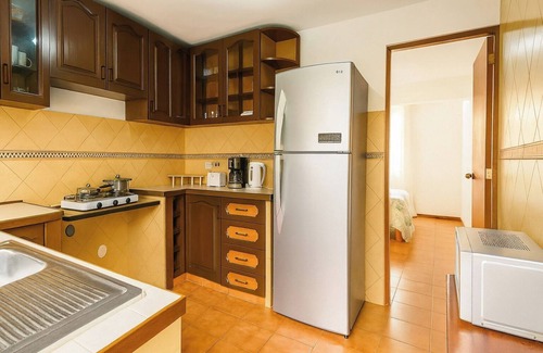 Santiago de Surco Apartment | Familiar & Cozy Apartment near to Miraflores Centre