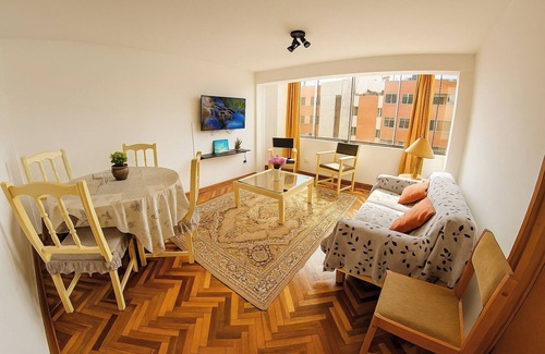 Santiago de Surco Apartment | Familiar & Cozy Apartment near to Miraflores Centre