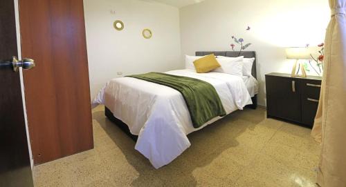 Medellin Apartment | Familiar y acogedor