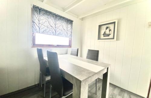 Onderdijk Apartment | Familienfreundlisches Ferienhaus "Angel mit Garten und Terrasse am Ijsselmeer Grote Vliet Niederlande