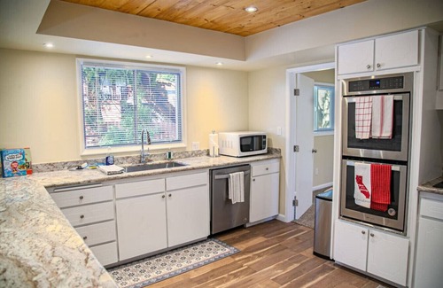 Idyllwild Apartment | Families love Comfort Tranquil Beauty Near All