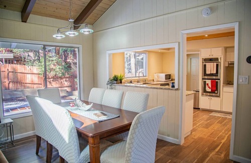 Idyllwild Apartment | Families love Comfort Tranquil Beauty Near All