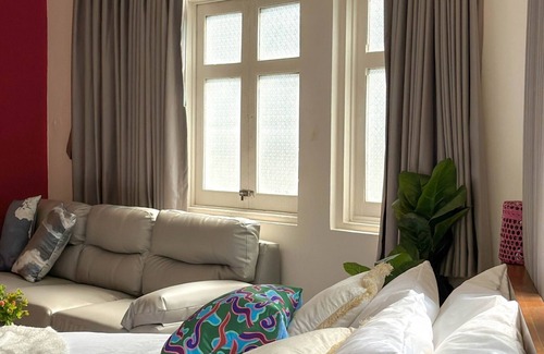 Pom Prap Sattru Phai Apartment | Family and Friend cozy space, 2 Large beds! nBelivin99 Chinatown