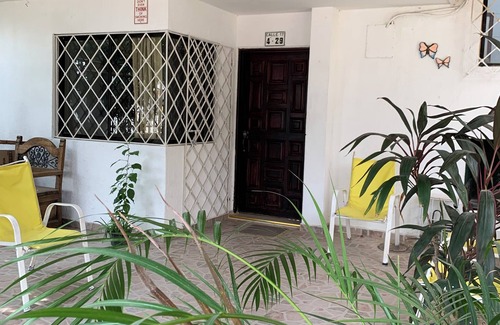 El Rodadero House | Family and cozy house "Casa Dahlia" (Close to the beach and points of interest)