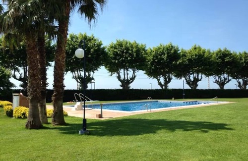 Sant Pol De Mar Apartment | Family apartment with sea views, pool and beach access in Sant Pol de Mar