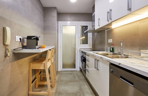 La Maternitat i Sant Ramon House | Family Apartment Camp Nou by Maison Piñata