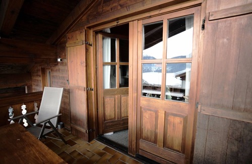 Entfelden Apartment | Family apartment in a fantastic location right on the trail