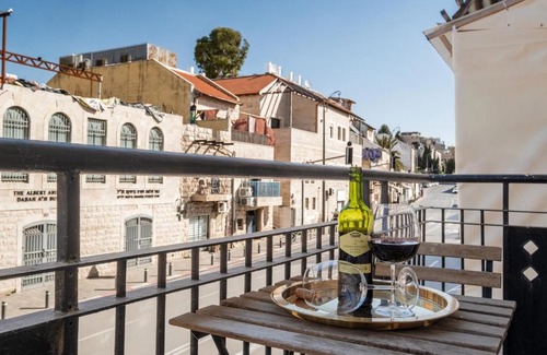 Jerusalem City Centre Apartment | family apartment