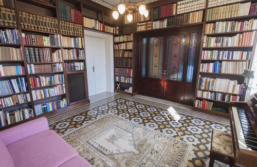 Gianicolense Apartment | * FAMILY APARTMENT IN TRASTEVERE * 220sqm -6 bedrooms in the center of ROME!