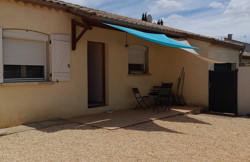 Espondeilhan House | Family atmosphere for this bright, single-storey house with garden.