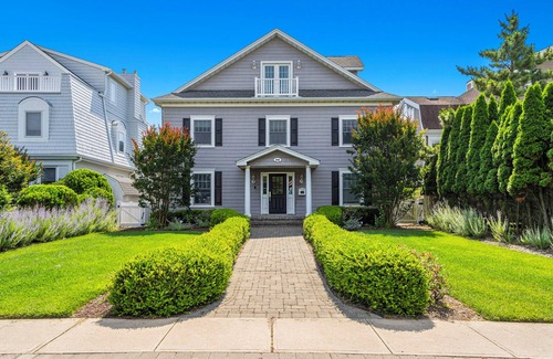 Wall House | Family Beach House Steps from Ocean in Lovely Sea Girt NJ