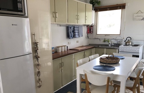 Venus Bay House | Family Beach House- Walking distance to both the beach & the shops