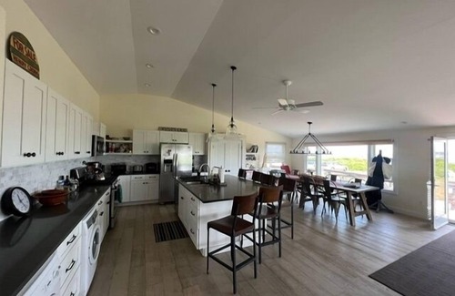 Vineyard Haven House | Family Beach House With Amazing Views!
