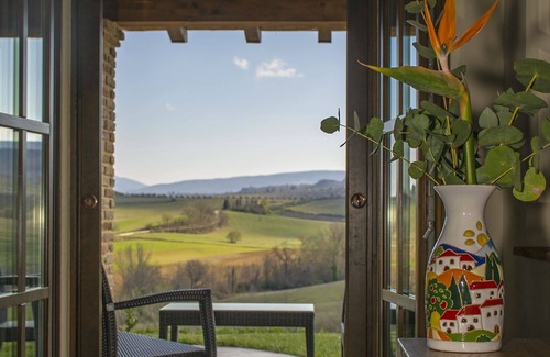 Montepulciano Villa | Family Bio-Suite with 2 bedrooms, 2 bathrooms, a large living room with a double sofa bed. This Suit