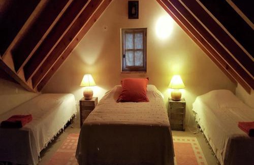 Fargues-sur-Ourbise House | Family Château Retreat