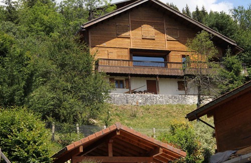 Saint-Jean-de-Sixt Ski Chalet | Family chalet with 5 bedrooms for 8 people in Saint-Jean-de-Sixt