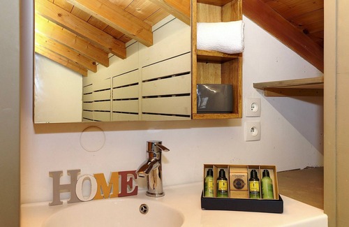 Bozel Ski Chalet | Family chalet in Bozel, 4 bedrooms, parking, near Courchevel and Pralognan