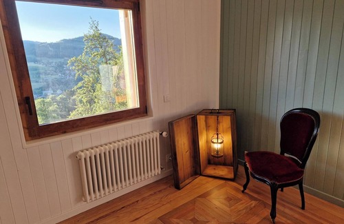 Habere-Lullin Ski Chalet | Family chalet with breathtaking views of the valley