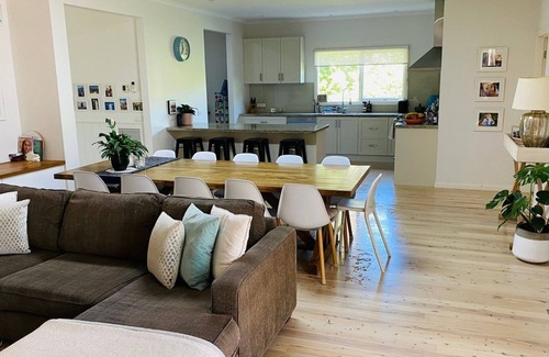 Mount Martha House | Family Comfort Near The Beach - Swimming Pool - Mount Martha