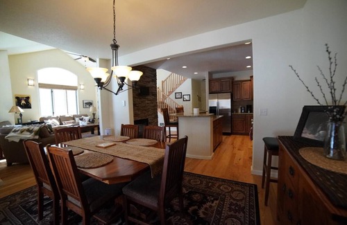 Driggs House | Family Condo on Ski Hill Road 12 minutes to Grand Targhee