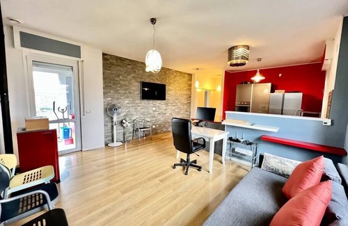 Gargallo Apartment | Family cottage 10 minutes from the lake