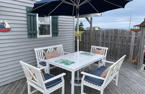Cap-Pele Ski Chalet | Family cottage by the ocean in Maritimes. Pet-friendly!