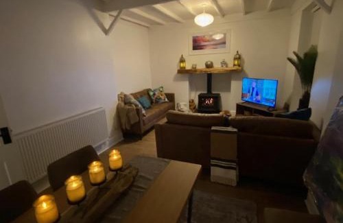Llandudno House | Family Cottage in Llandudno with Parking