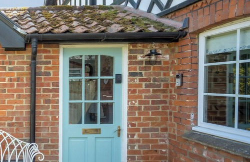 Woodbridge Cottage | Family & Dog-Friendly 3BR/2BA Suffolk Cottage, Gardens – Near Coast & Castles