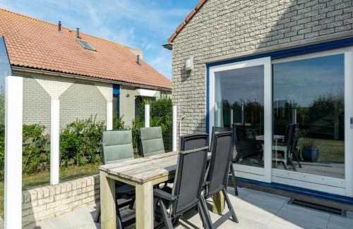 Julianadorp aan zee Villa | Family & Dog-Friendly Villa