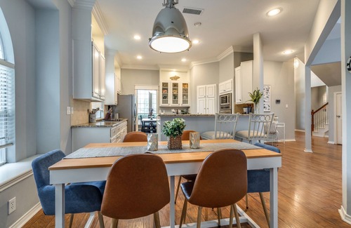 Plano House | Family Escape ✓PETS OK Game Room Fenced Backyard