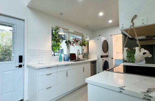 Cambrian House | Family Favorite-Mickey Dream Loft + TREE house, A Tiny Home Adventure